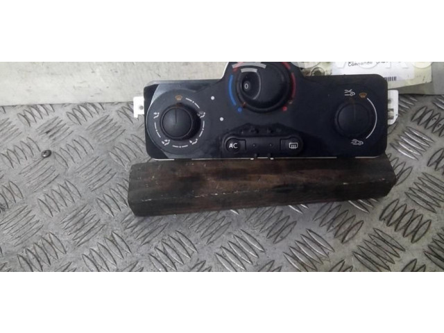 Блок управления климат-контролем 7701070473   Renault Clio III