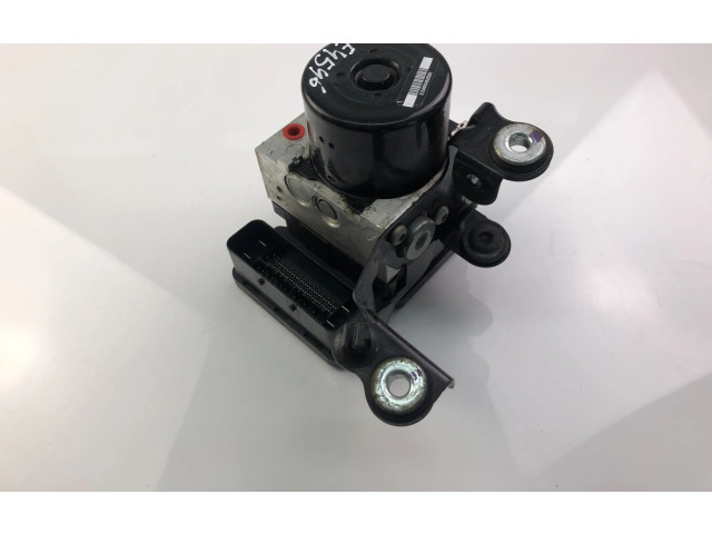 Блок АБС 30681619   Volvo  V70  2008 - 2013 года