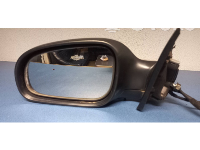 Зеркало электрическое        Volvo V70  2000 - 2004 года   