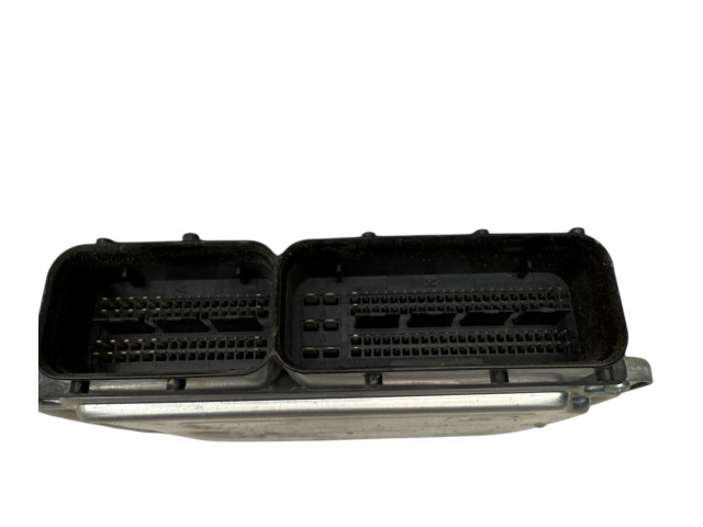 Řídící jednotka 03G906021PD, 03G906021CG Volkswagen Caddy 2008