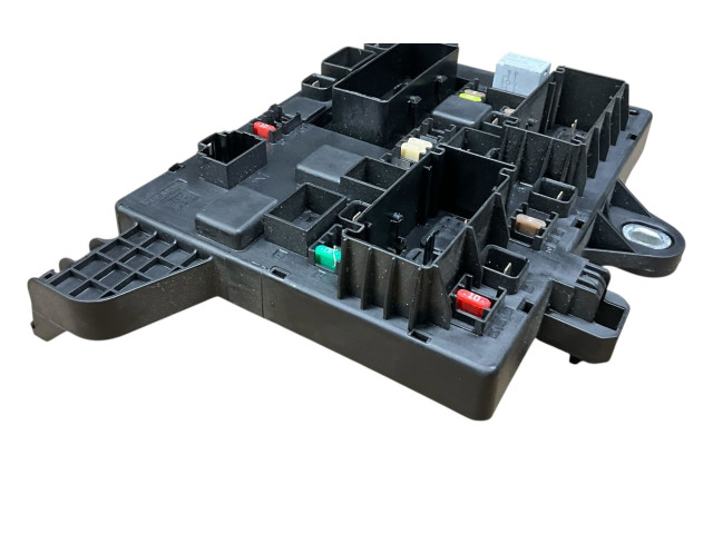 Pojistková skříňka 13368651 Opel Zafira C 2014