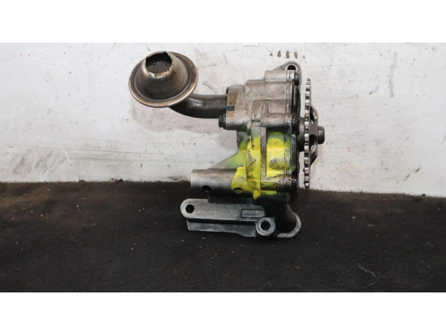 Масляный насос   038115105D  Volkswagen PASSAT 