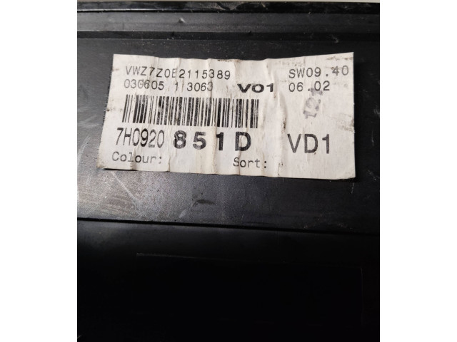 Přístrojová deska Volkswagen Transporter - Caravelle T5 2006 7H0920851D, VWZ7Z052115389