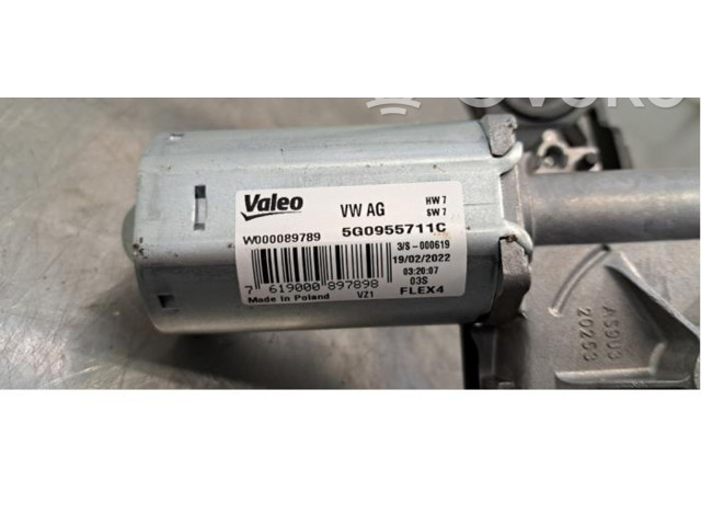 Моторчик заднего дворника 5G0955711C    Volkswagen PASSAT B8