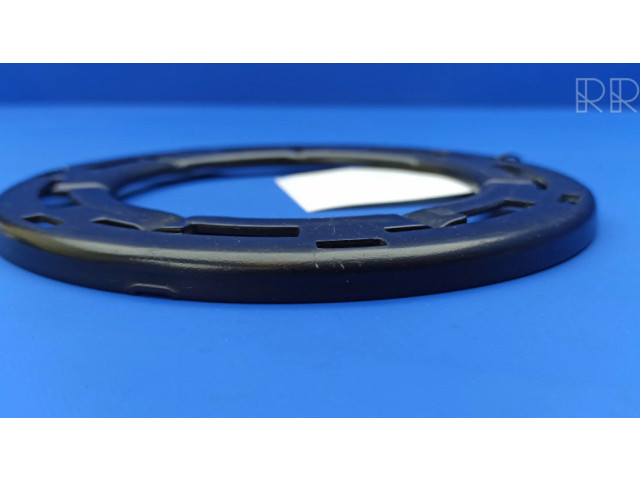 Гайка топливного насоса (топливного бака)