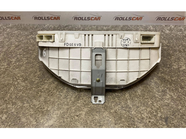 Панель приборов FDGE6VD Mazda 626