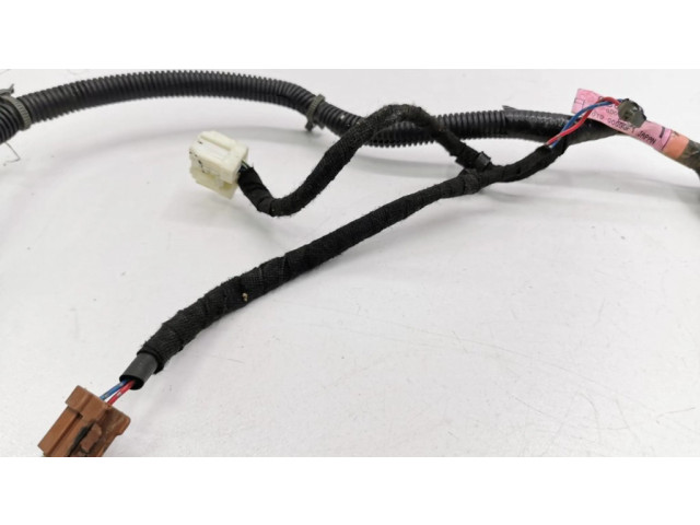 Проводка задних дверей