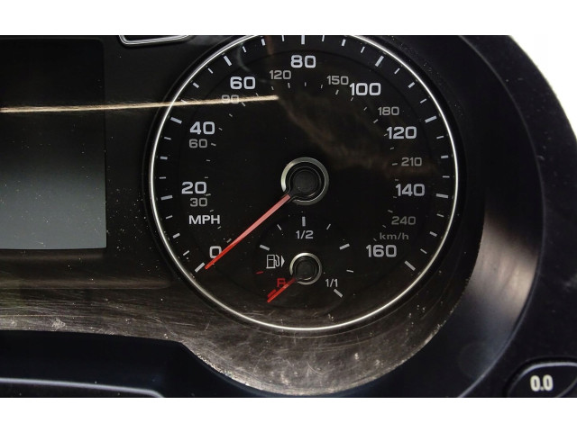 Панель приборов 8U0920980G   Audi Q3 8U       