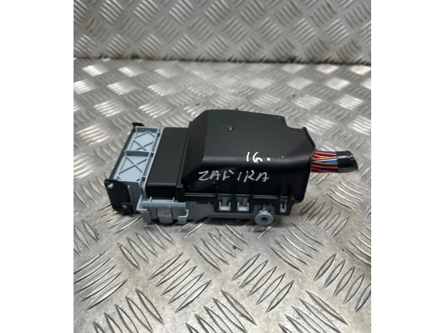 Pojistková skříňka 13222786 Opel Zafira C 2016