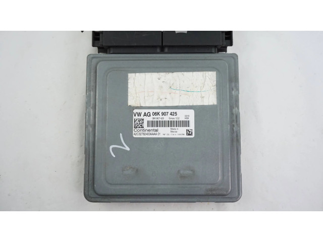 Блок управления двигателя 06K907425 Volkswagen Jetta VI