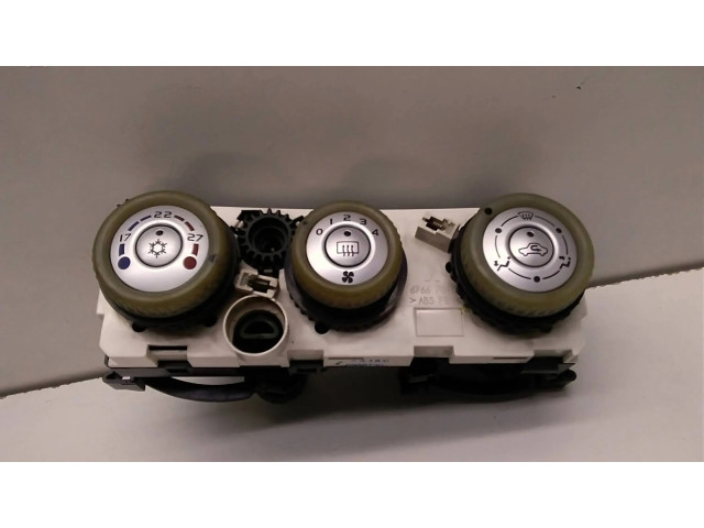 Блок управления климат-контролем 69657032, 69660052 Mitsubishi Colt