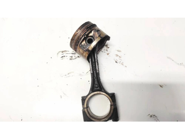 Píst Hyundai Accent pro benzínový motor 1.3