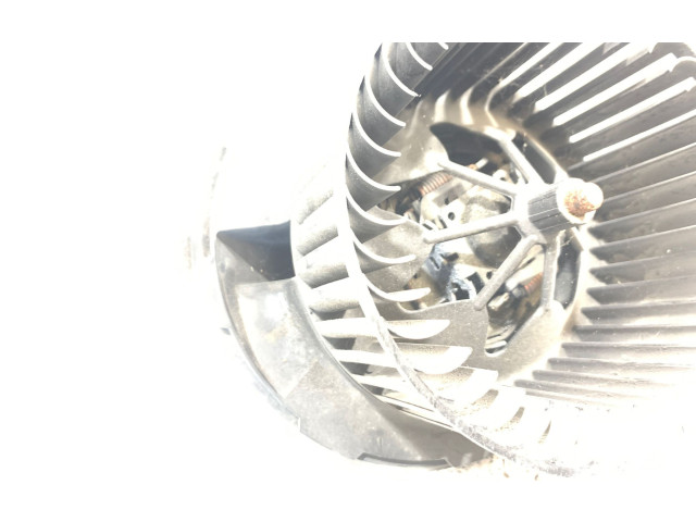 Вентилятор печки 1K1819015 Volkswagen Caddy