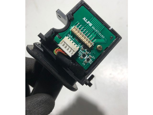 Ручка стеклоочистителей 9452391, 02W41A   Volvo XC90