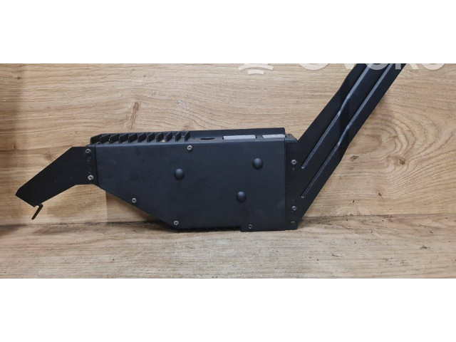 Звукоусилитель 8666630   Volvo V70