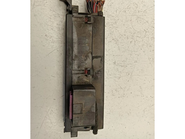 Блок предохранителей    Seat Ibiza II (6k)    