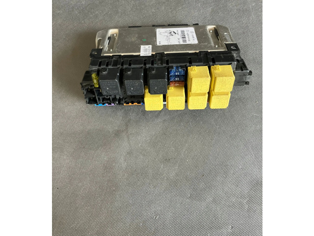 Pojistková skříňka A2305454632 Mercede-Benz S W222 2015