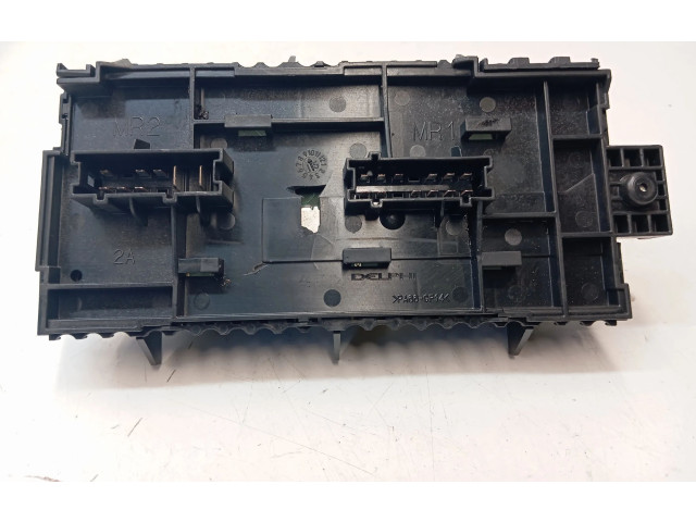   Pojistková skříňka A1669068201   Mercedes-Benz GLE (W166 - C292) 2016