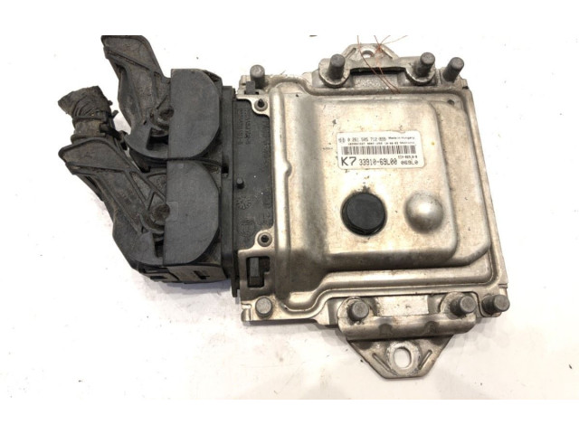 Блок управления двигателем ECU 33910-69L00 Suzuki Swift II