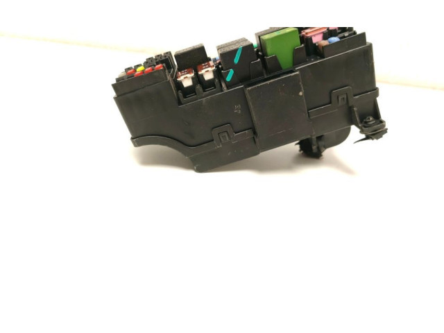 Pojistková skříňka 2109261 Chevrolet Trax 2013