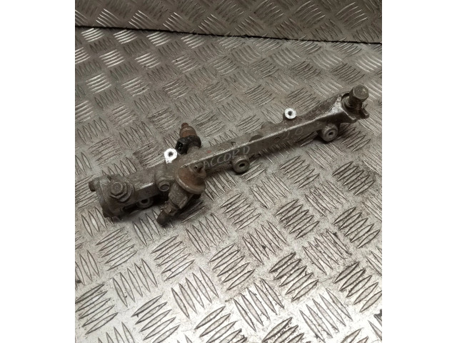 Топливная рампа    Honda Accord  