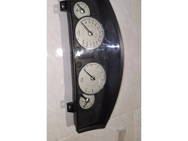Панель приборов 04836990AA, P04602493AE   Chrysler 300 - 300C       