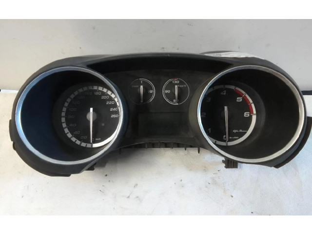 Панель приборов 50528270 Alfa Romeo Giulietta