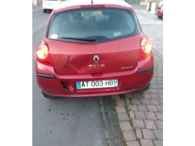 Ручка стеклоочистителей 8201590631 Renault Clio III