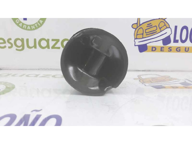 Píst 11257803033 BMW 1 E81 E87 2.0