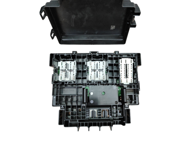 Блок предохранителей 68460094AC, 68460094AC   Jeep Grand Cherokee WL    