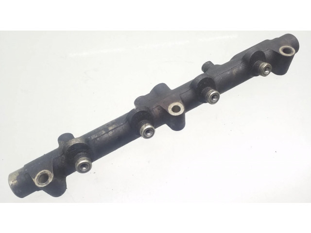 Топливная рампа 0445214017, 004586   Citroen C8 2.0 