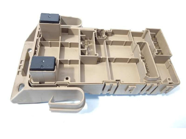 Pojistková skříňka Řídící jednotka BSM 82201AJ000 Subaru Legacy 2009