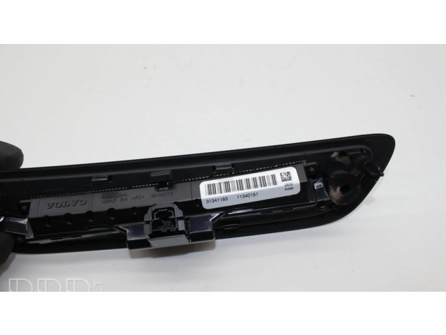 Другая деталь салона