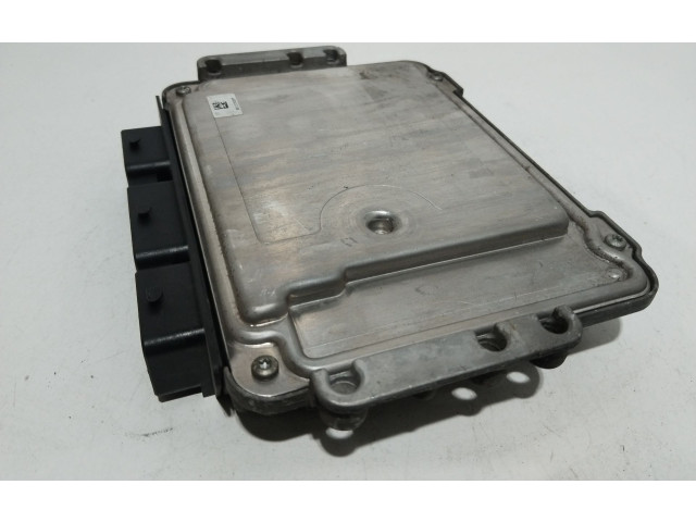 Блок управления двигателя 0281012468   Citroen Xsara