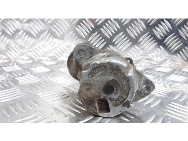 Устройство натяжки ремня