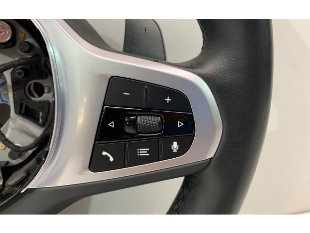 Руль BMW X3 G01 2018 - 2024 года 9882623