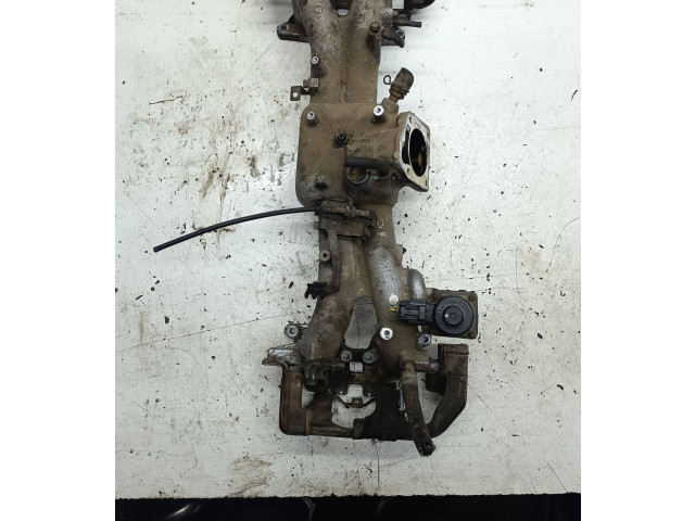 Форсунка     Subaru Forester SG  EJ201 