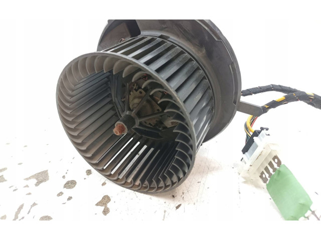 Вентилятор печки       Volkswagen Golf Plus