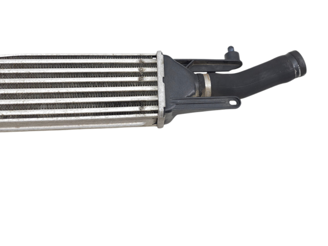 Интеркулер 51836369, 51836369 Alfa Romeo Mito