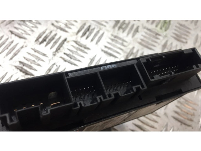 Передний двигатель механизма для подъема окон