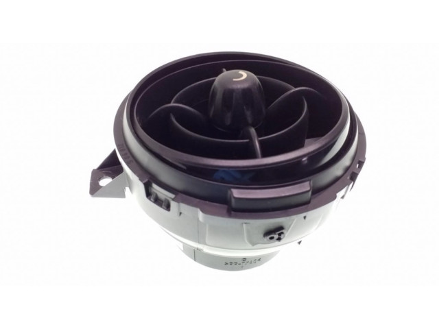 Боковая воздушная решётка