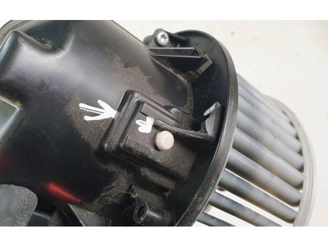 Вентилятор печки VVB17081N699 Volvo V70