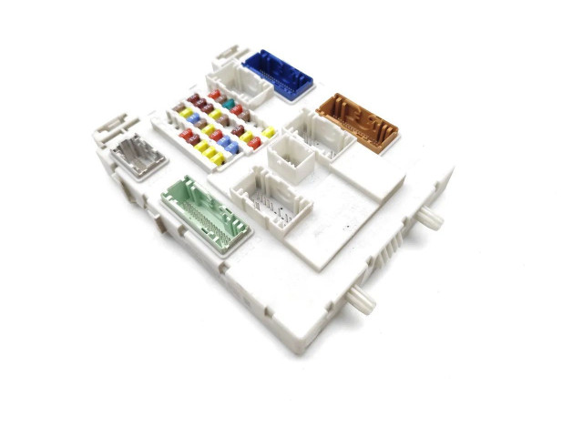 Pojistková skříňka F1FT-14A073-DD, DM5T-14014-MFA Ford C-MAX II 2015