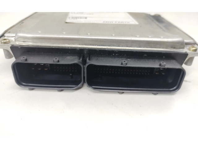 Блок управления двигателем Блок управления 045906019G, 0281010220 Audi A2