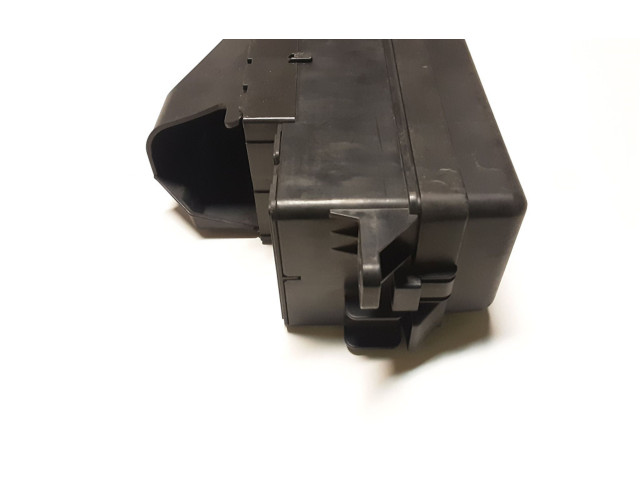 Блок предохранителей 924094503, 17236010 Mini Cooper Countryman R60