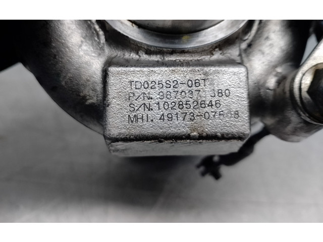 Turbodmychadlo Турбина P05091601AE Chrysler Voyager