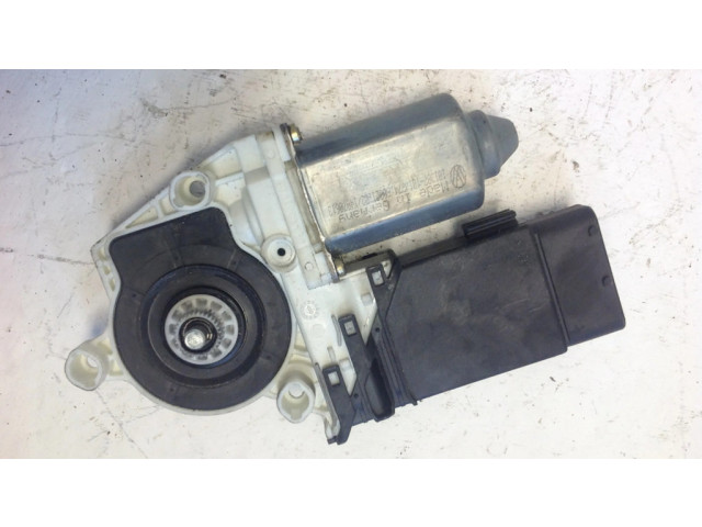 Передний двигатель механизма для подъема окон