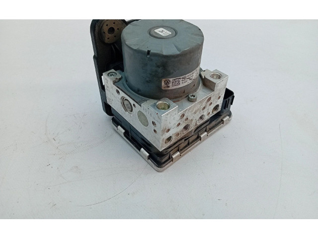 Блок управления АБС 5Q0614517EE   Audi Q2 -