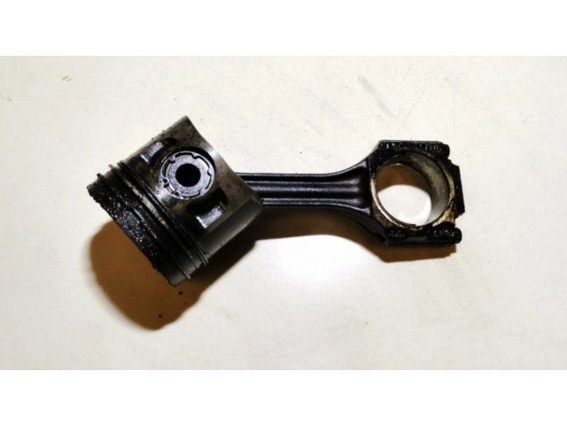 Píst 028H Audi A4 S4 B5 8D pro naftový motor 1.9