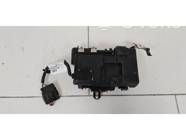 Блок предохранителей 31337182, 418010 Volvo S60